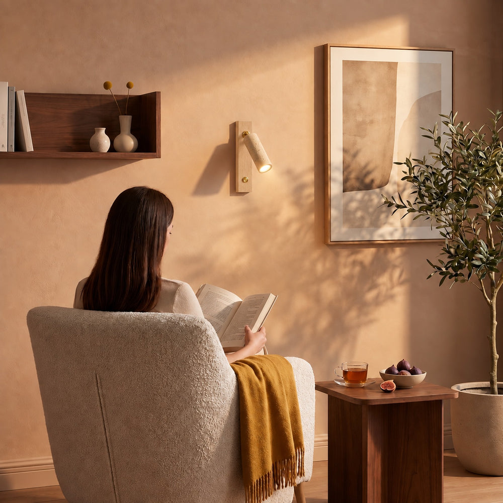 Applique murale liseuse travertin et bois, tête orientable - lio c lecture fauteuil creme #bois-clair