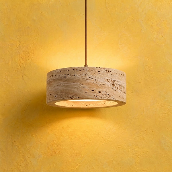 Pendelleuchte aus gelbem Travertin fürs Wohnzimmer, Naturstein Ø 20 cm
