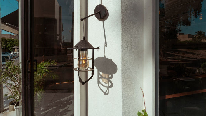 Applique murale de terrasse : bien la choisir et la placer