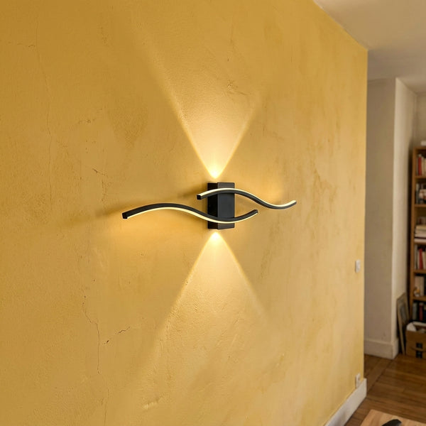 Wandleuchte Wohnzimmer LED, modernes und schlichtes Design