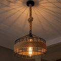 Suspension salon corde et métal noir, style industriel Ø 30 cm - suspension grange ombres de la cage au plafond